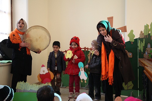مهمانان کوچک انجمن حمایت از کودکان کار مولوی در موزه کودکی